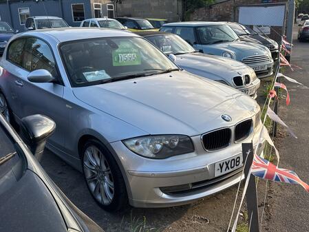 BMW 1 SERIES 2.0 118d SE 3 door